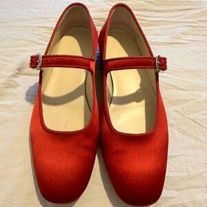 Le Monde Beryl. Red Satin May Jane’s